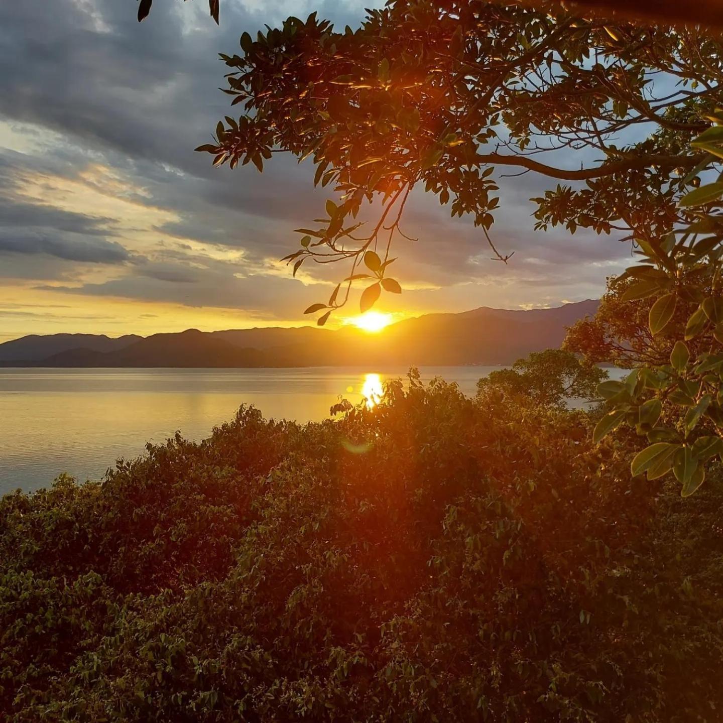 Casa Na Montanha Com Vista Para O Mar Florianopolis Luaran gambar
